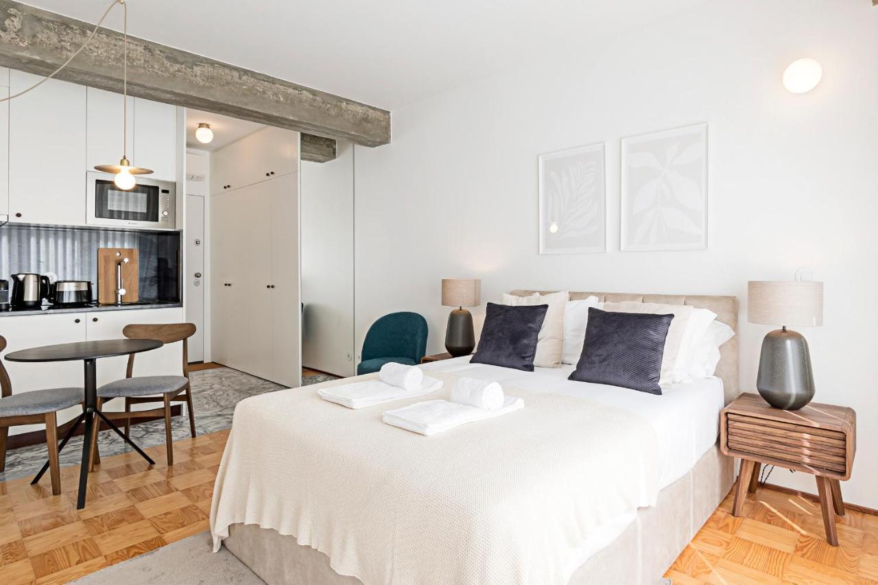 Ceuta Studio Apartments By Lovelystay OOporto Extérieur photo